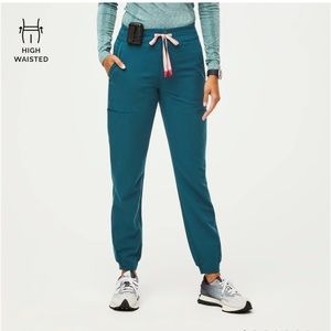 FIGS High Waisted Sumaiya Skinny Scrub Pants